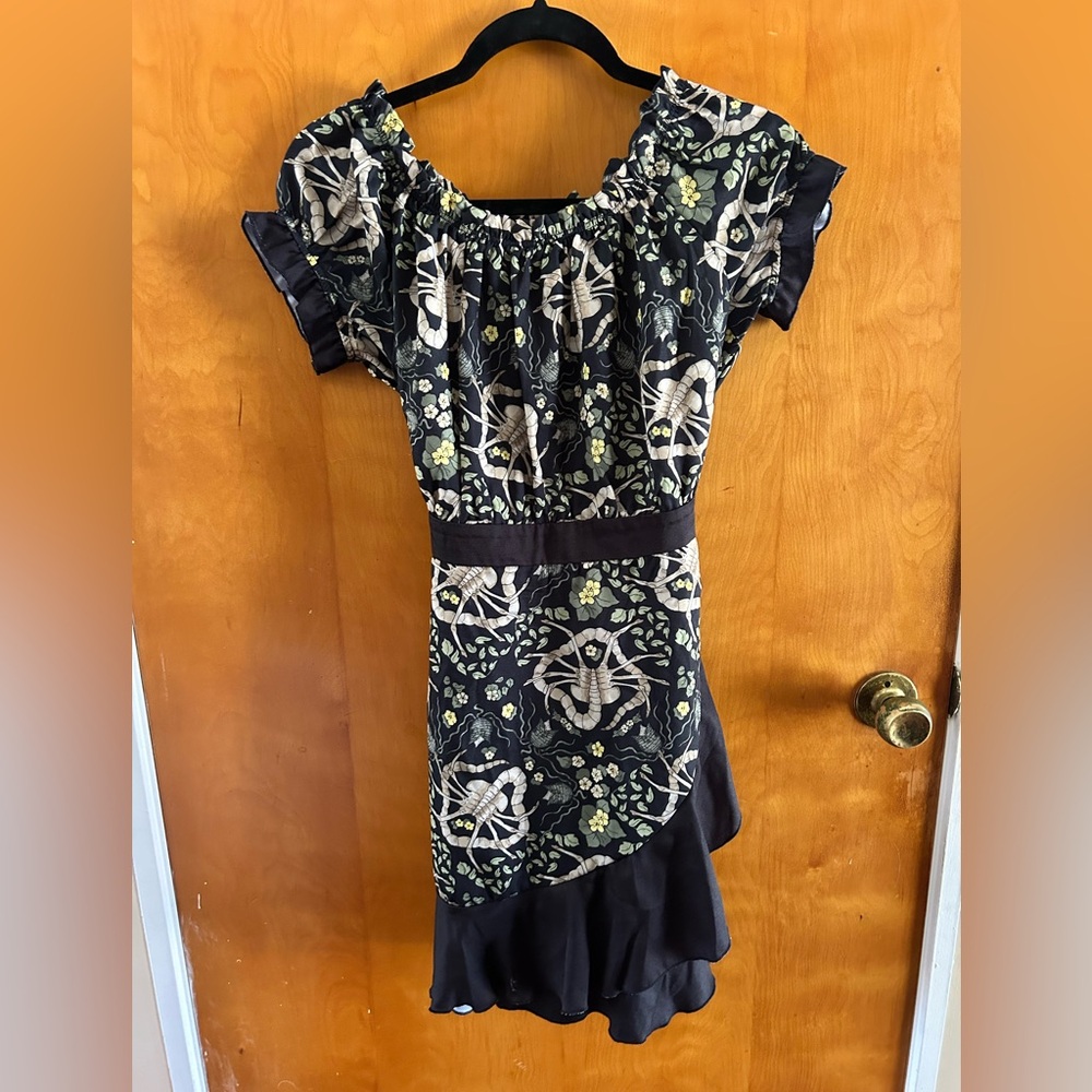 Alien face hugger dress sm/m